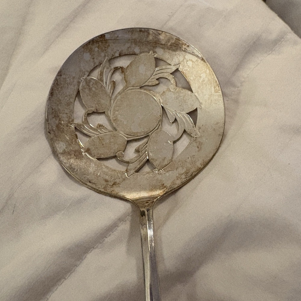 William Rogers Vintage Tomato Slotted Spoon Serving Utensil Silver Plate 7.5"